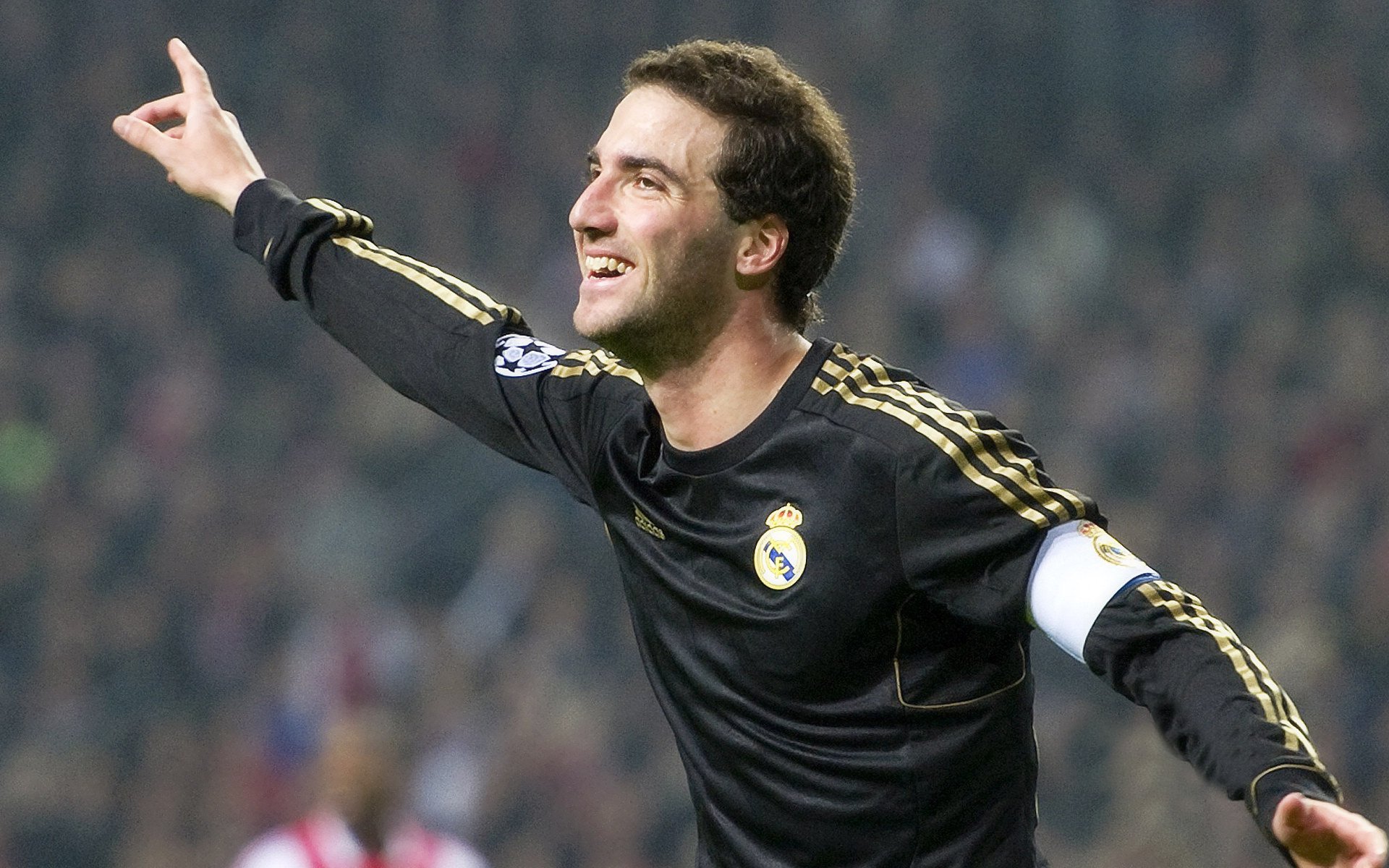 爱游戏体育app-诺埃·庞蒂赛后透露训练秘诀，庞蒂亚娜